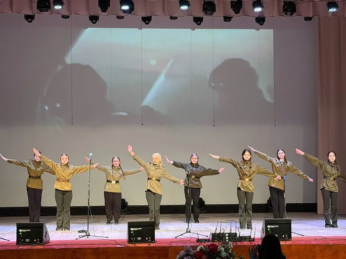 photo_5240408392810043360_y